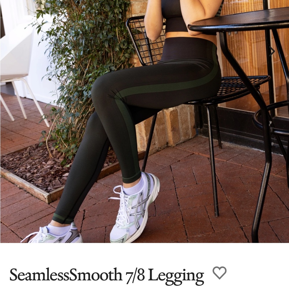 Outdoor Voices SeamlessSmooth 7/8 Legging